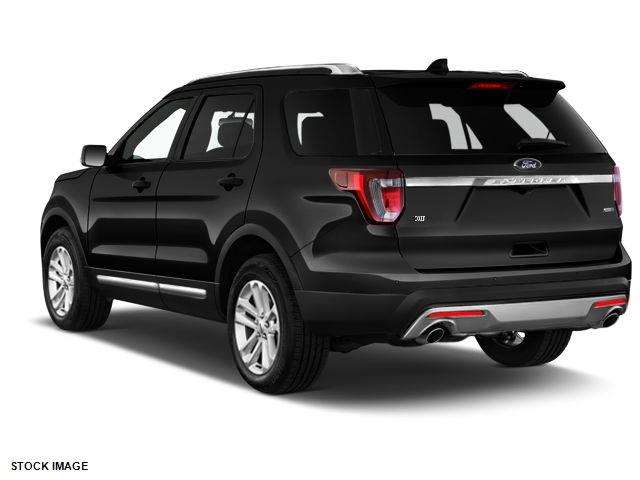 2017 Ford Explorer XLT 4dr SUV